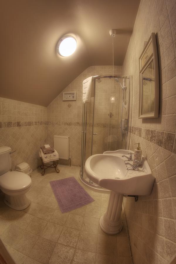 Walkers Nest Bed & Breakfast Carlingford Dış mekan fotoğraf